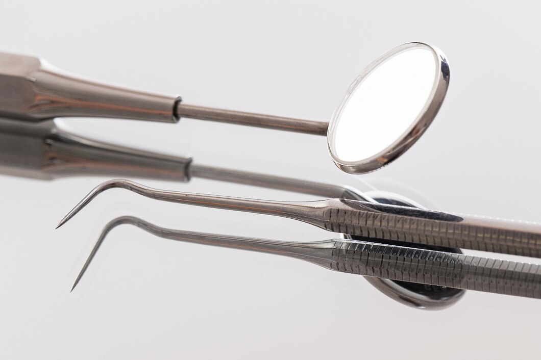 Jak wybrać odpowiednie narzędzia do różnych procedur stomatologicznych?